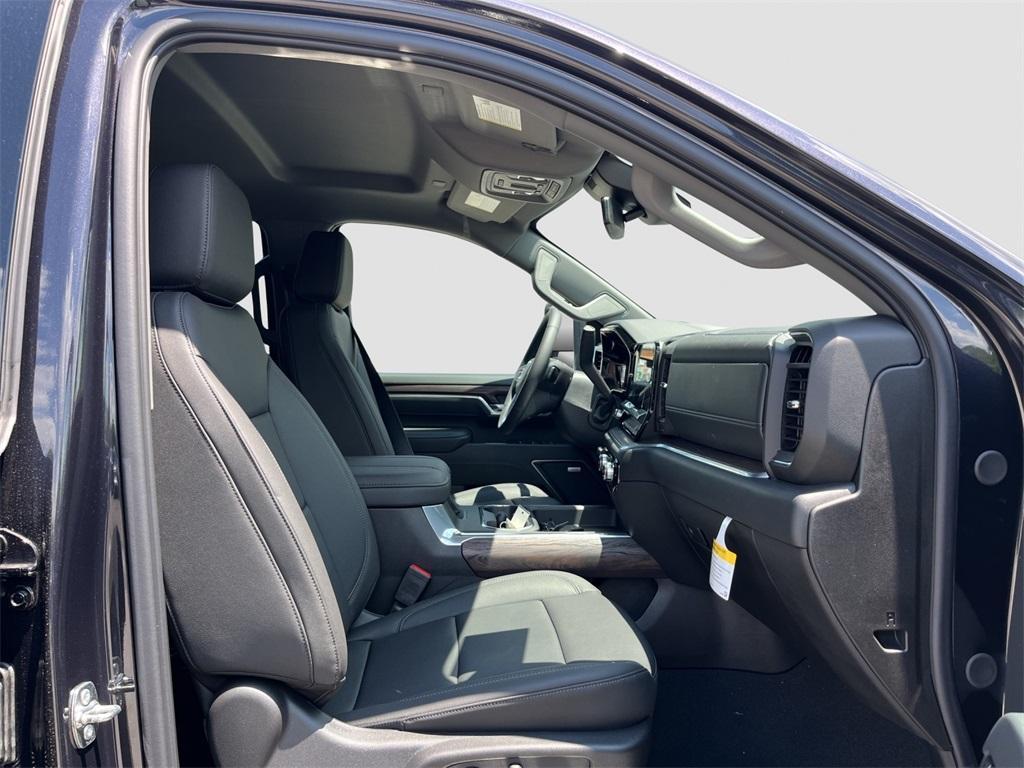 new 2025 GMC Sierra 3500 car, priced at $77,445