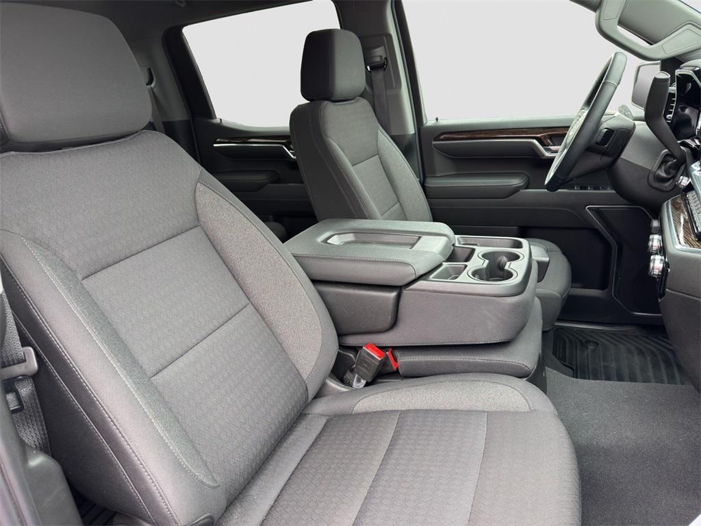 new 2025 GMC Sierra 1500 car, priced at $48,540