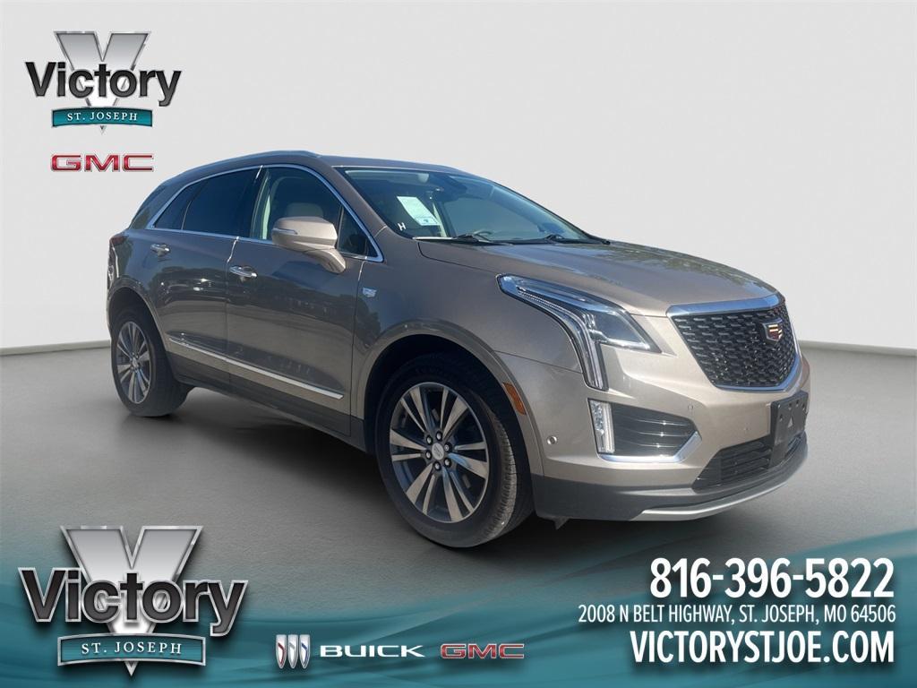 used 2022 Cadillac XT5 car, priced at $26,500