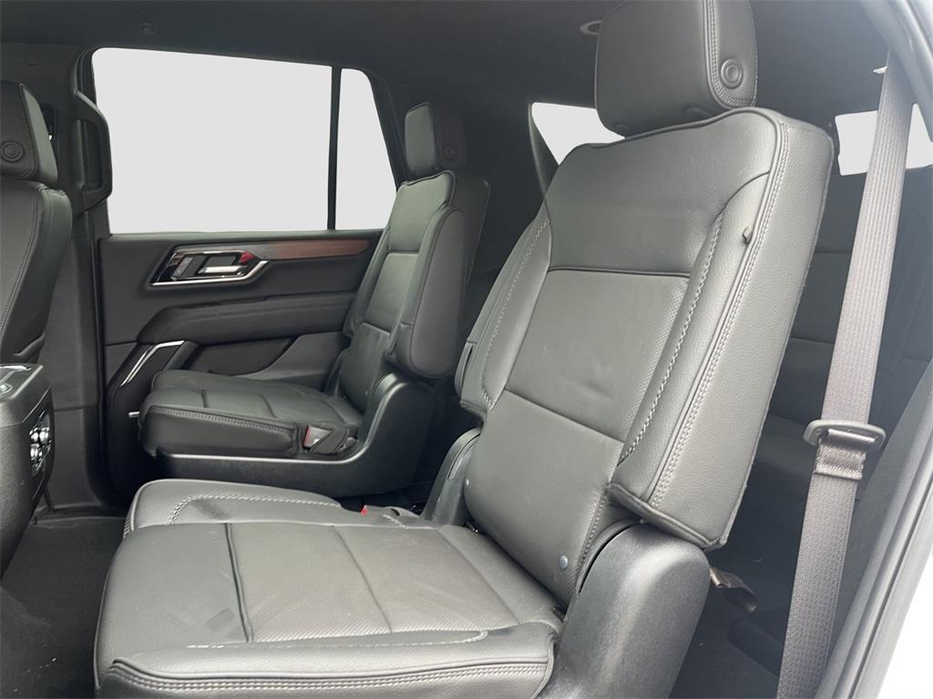 used 2025 GMC Yukon car, priced at $82,949