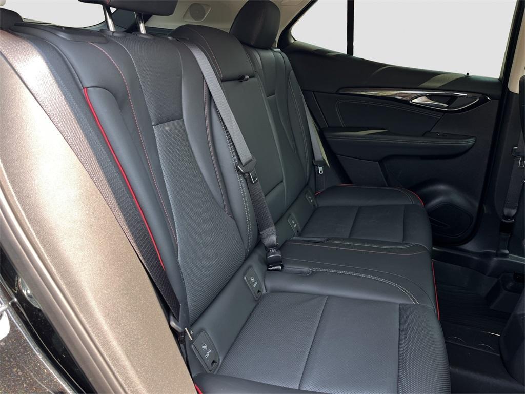 used 2022 Buick Envision car, priced at $25,191