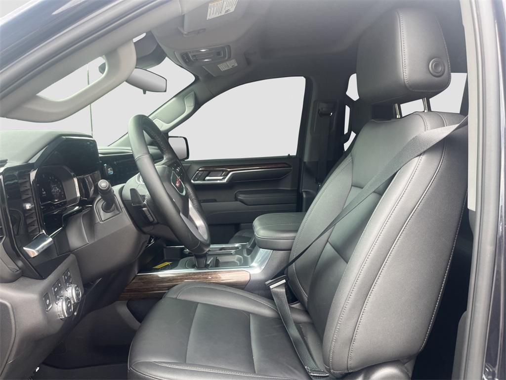 used 2024 GMC Sierra 1500 car, priced at $46,615