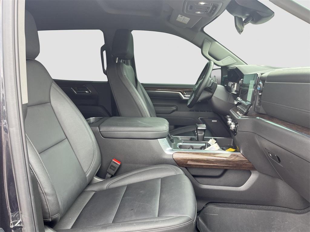 used 2024 GMC Sierra 1500 car, priced at $46,615