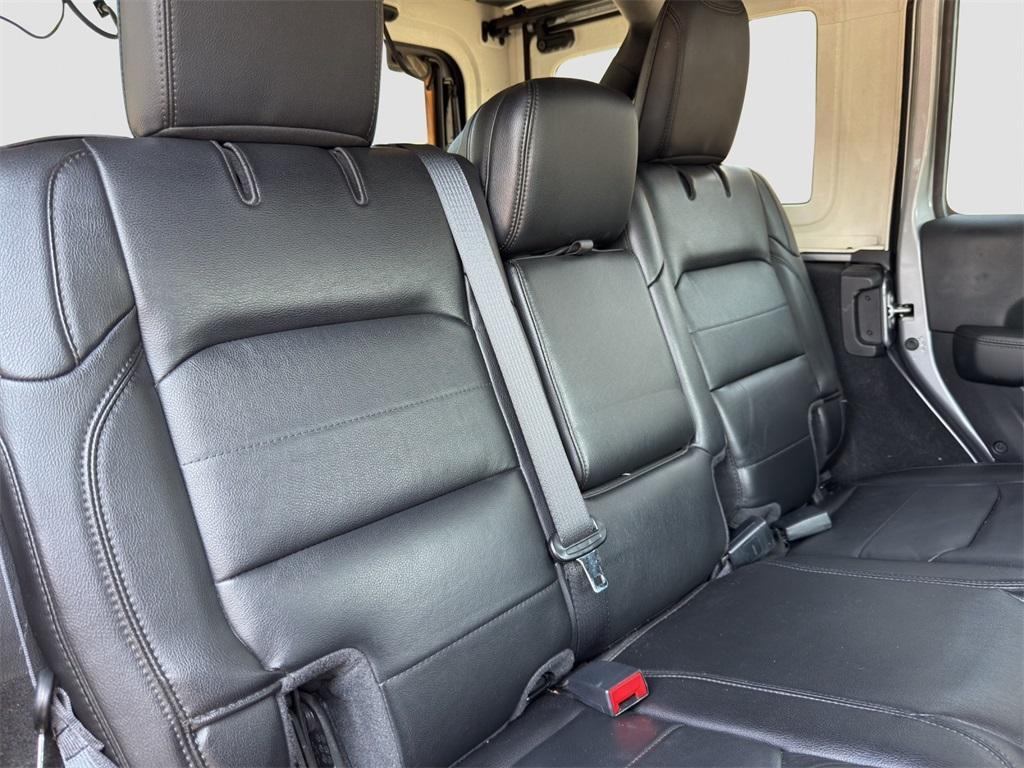 used 2021 Jeep Wrangler Unlimited car, priced at $29,488
