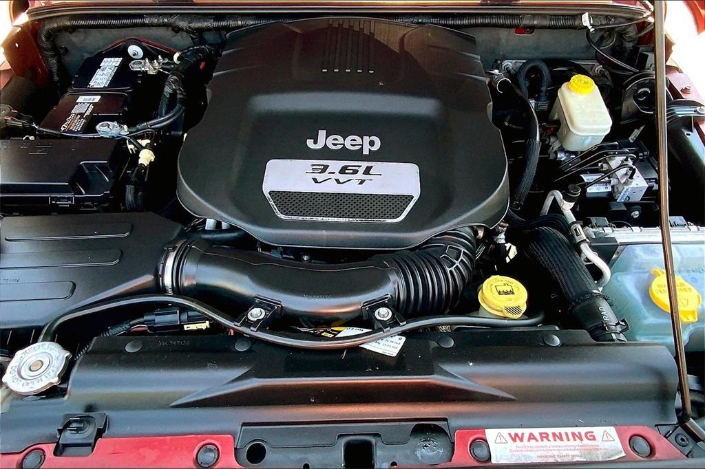 used 2013 Jeep Wrangler Unlimited car, priced at $16,999