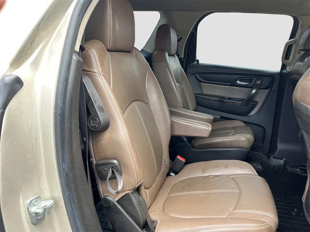 used 2015 GMC Acadia car, priced at $11,550