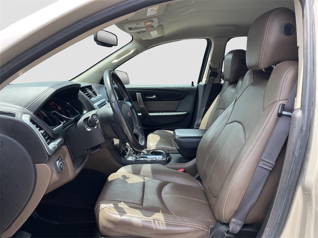 used 2015 GMC Acadia car, priced at $11,550