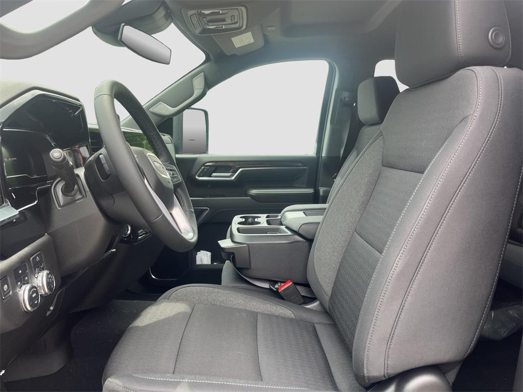 new 2025 GMC Sierra 2500 car, priced at $60,126