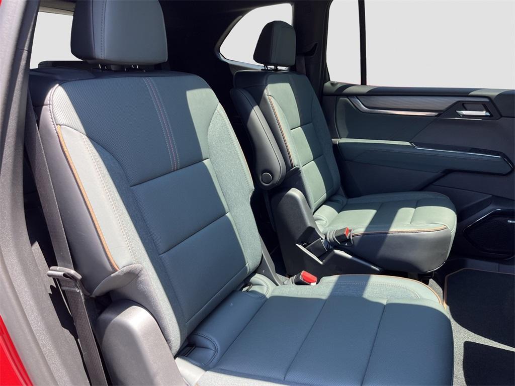 new 2025 GMC Acadia car, priced at $59,680