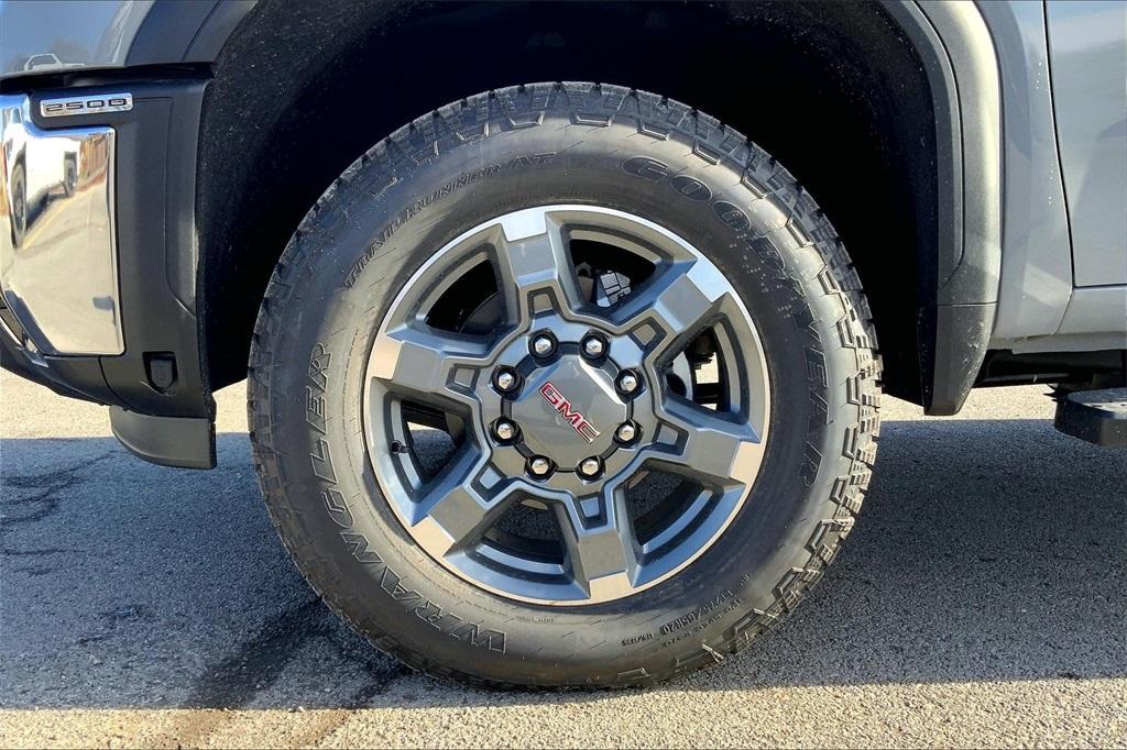 new 2025 GMC Sierra 2500 car, priced at $71,962