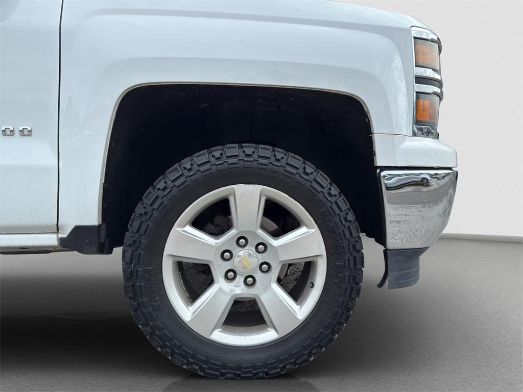 used 2015 Chevrolet Silverado 1500 car, priced at $18,155