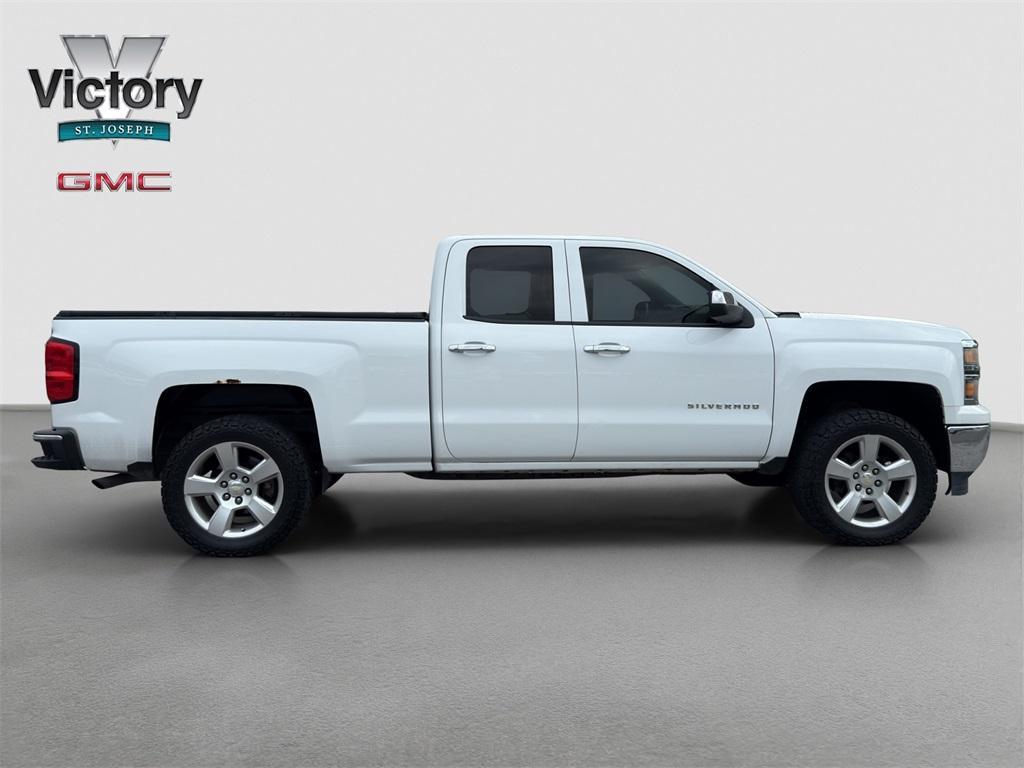 used 2015 Chevrolet Silverado 1500 car, priced at $18,155
