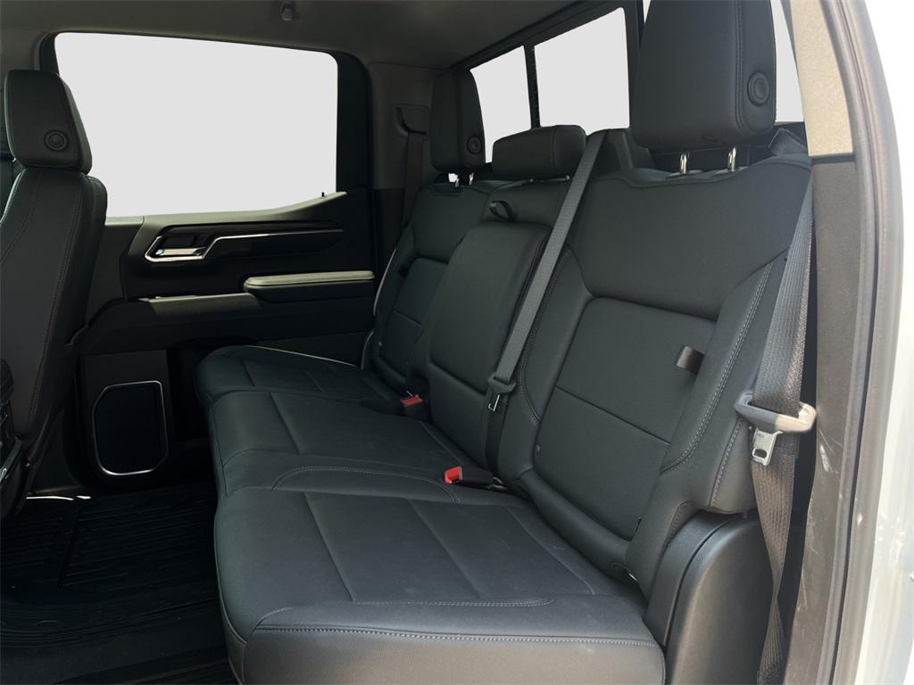 new 2025 GMC Sierra 1500 car, priced at $57,055