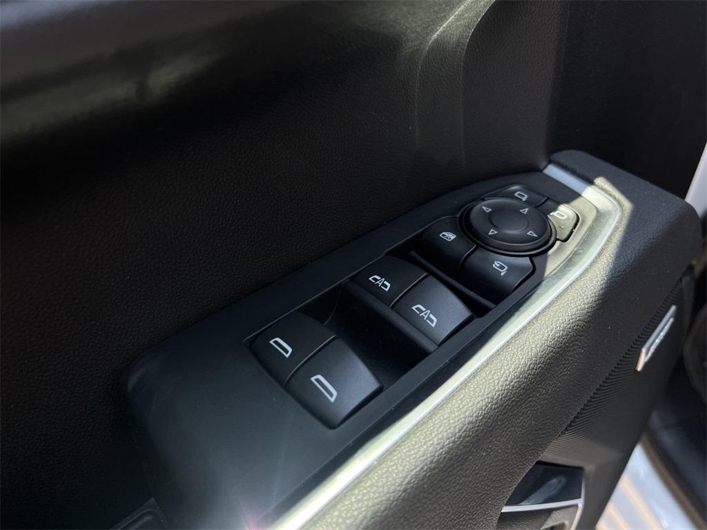new 2025 GMC Sierra 1500 car, priced at $57,055