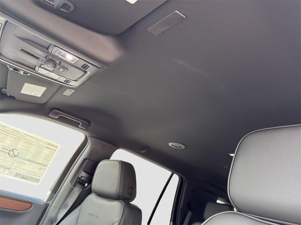 new 2025 GMC Yukon car, priced at $81,815