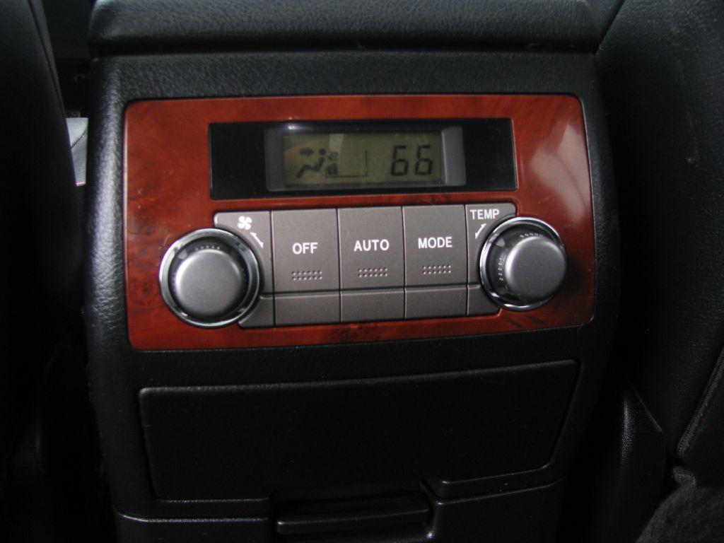 used 2013 Toyota Highlander car, priced at $9,900