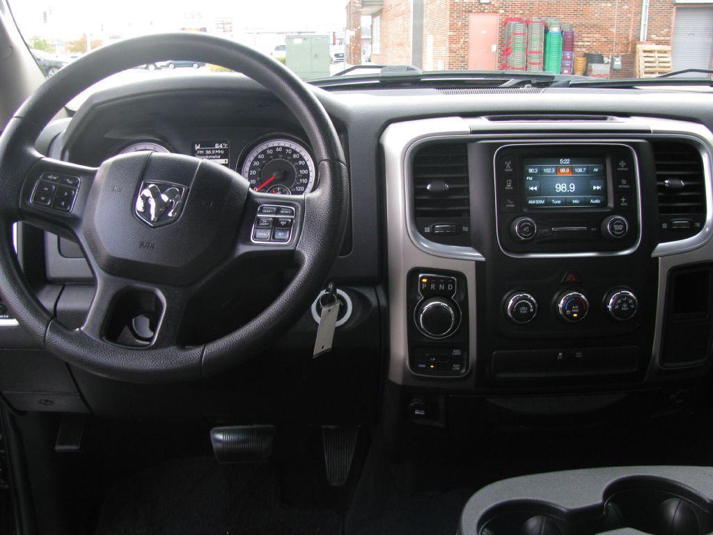 used 2020 Ram 1500 Classic car, priced at $24,900