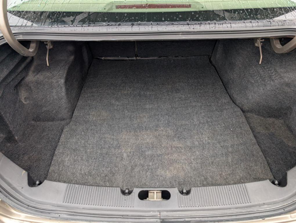 used 2003 Ford Taurus car, priced at $2,400