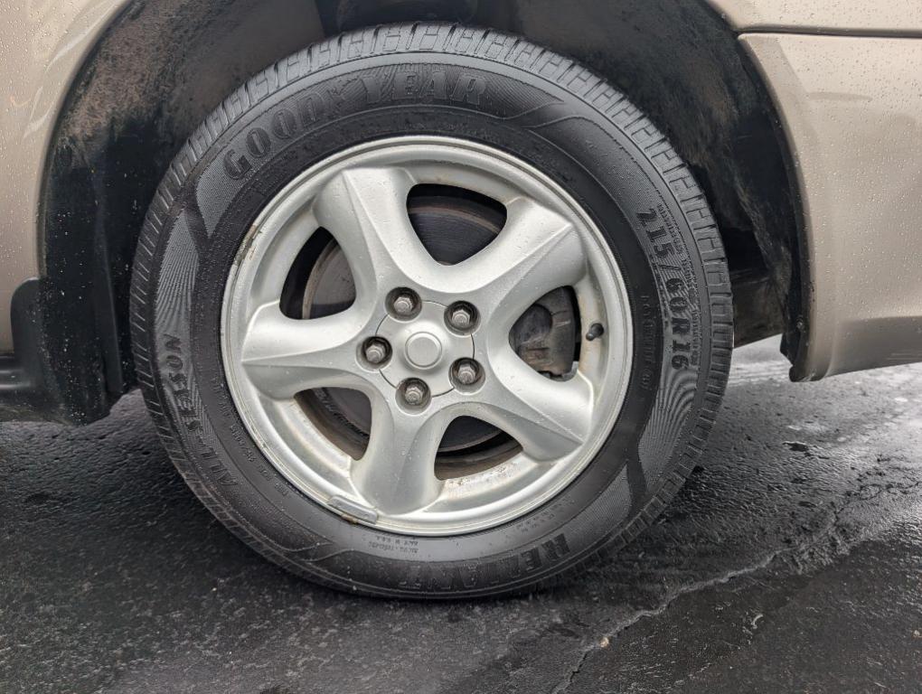 used 2003 Ford Taurus car, priced at $2,400