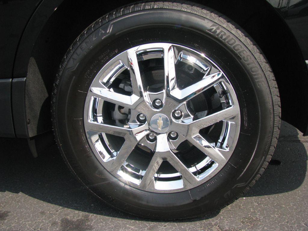 used 2022 Chevrolet Equinox car, priced at $19,900