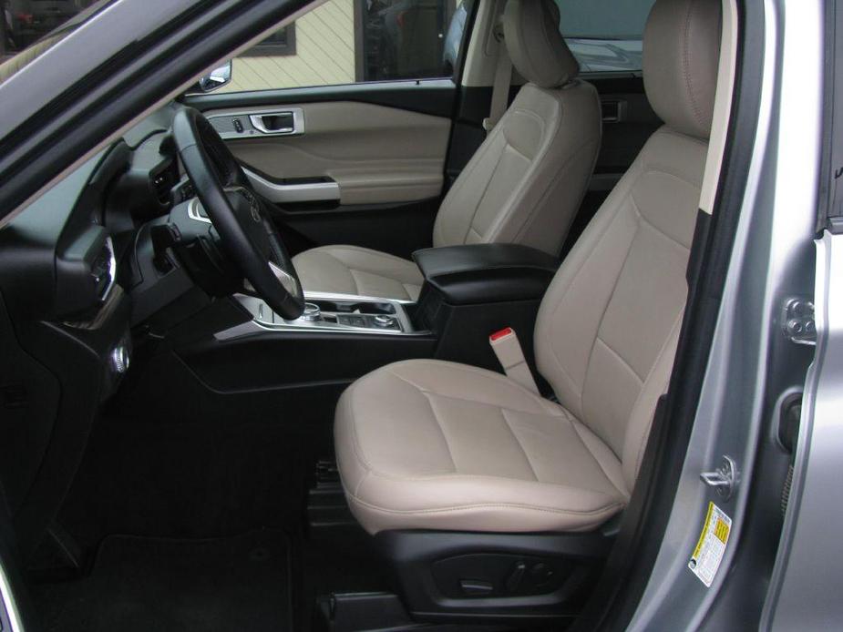 used 2021 Ford Explorer car, priced at $27,900