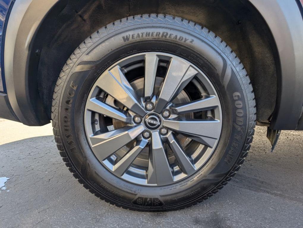 used 2024 Nissan Pathfinder car, priced at $26,900