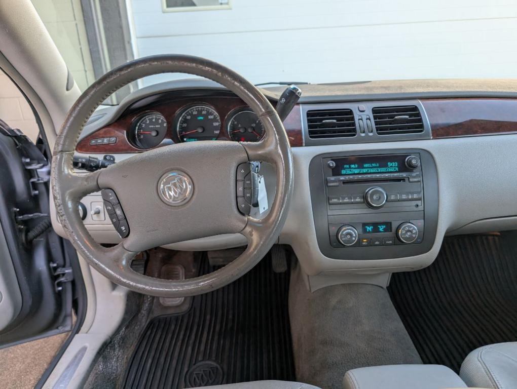 used 2007 Buick Lucerne car, priced at $5,900