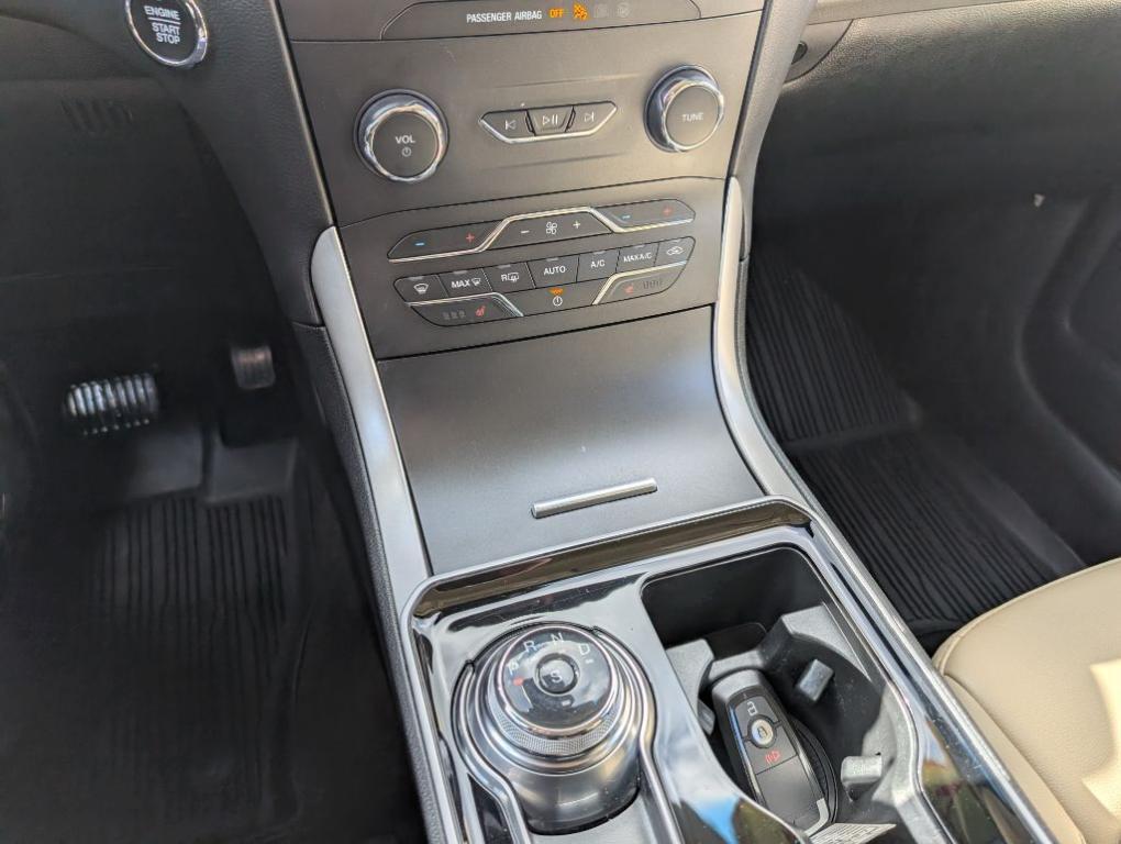 used 2020 Ford Edge car, priced at $15,900