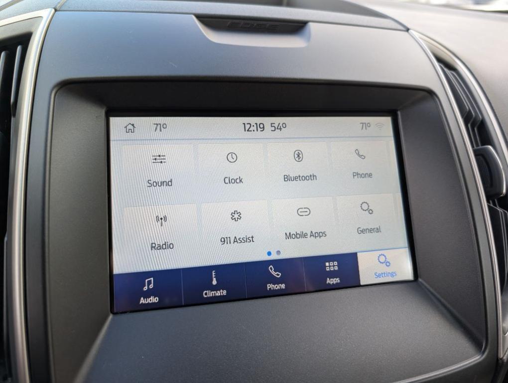 used 2020 Ford Edge car, priced at $15,900