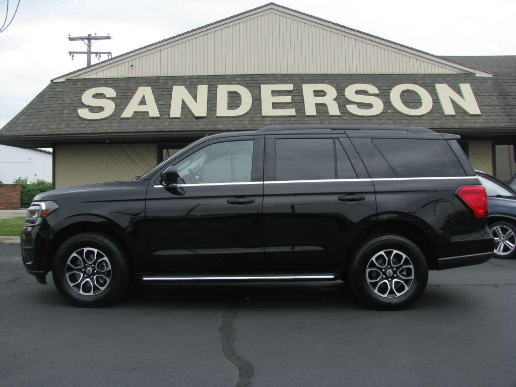 used 2022 Ford Expedition car, priced at $36,900