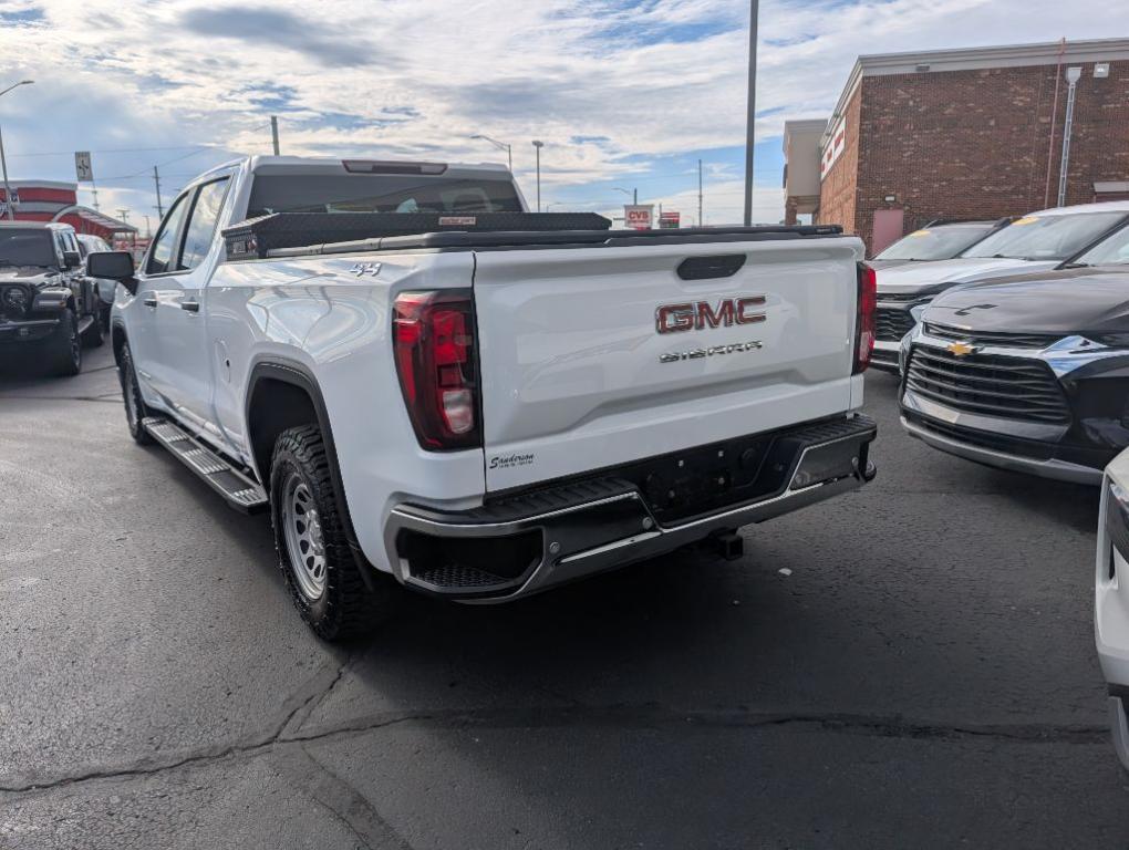 used 2022 GMC Sierra 1500 Limited car, priced at $21,400