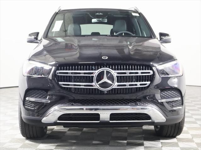 new 2025 Mercedes-Benz GLE 450 car, priced at $73,965