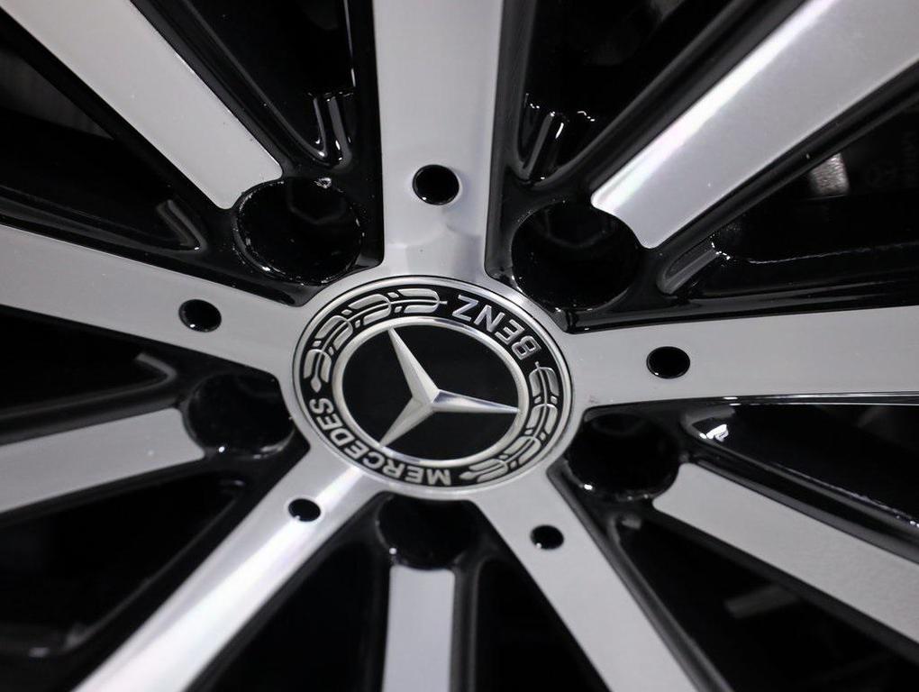 used 2022 Mercedes-Benz GLB 250 car, priced at $31,983