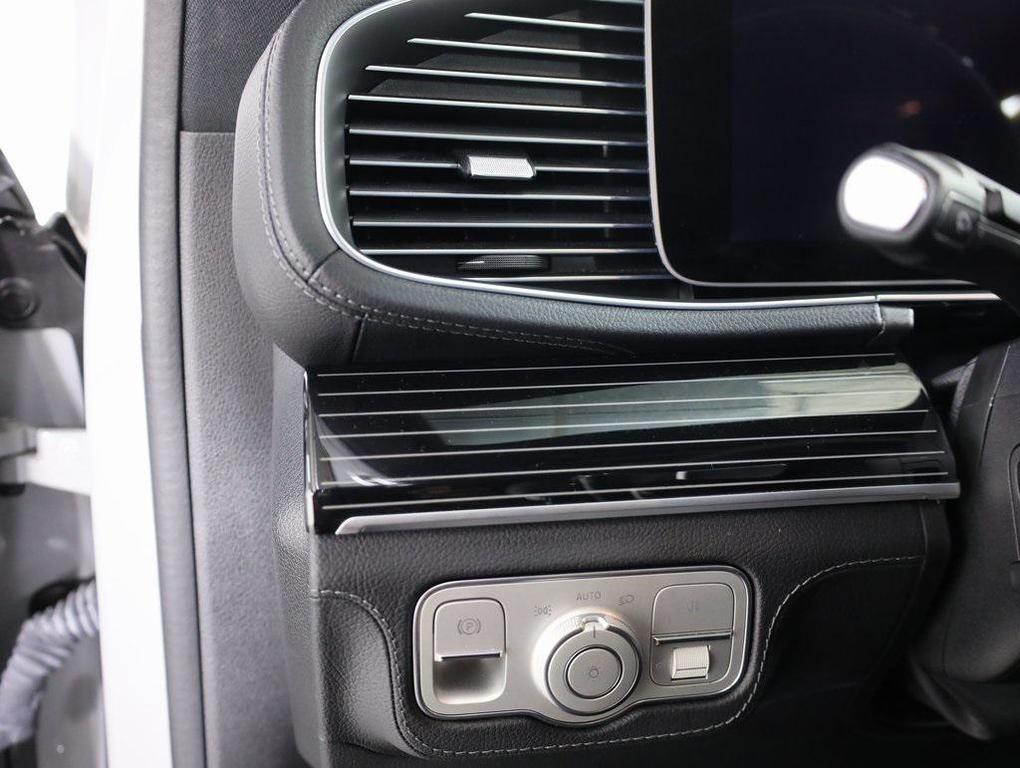 used 2024 Mercedes-Benz GLE 350 car, priced at $50,996