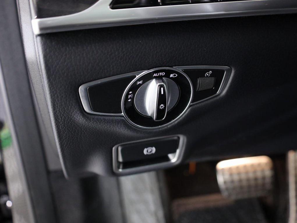 used 2019 Mercedes-Benz S-Class car, priced at $39,998