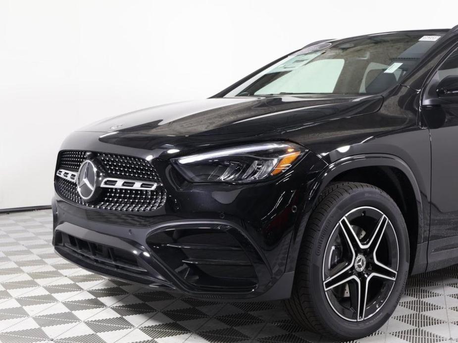 new 2024 Mercedes-Benz GLA 250 car, priced at $52,415