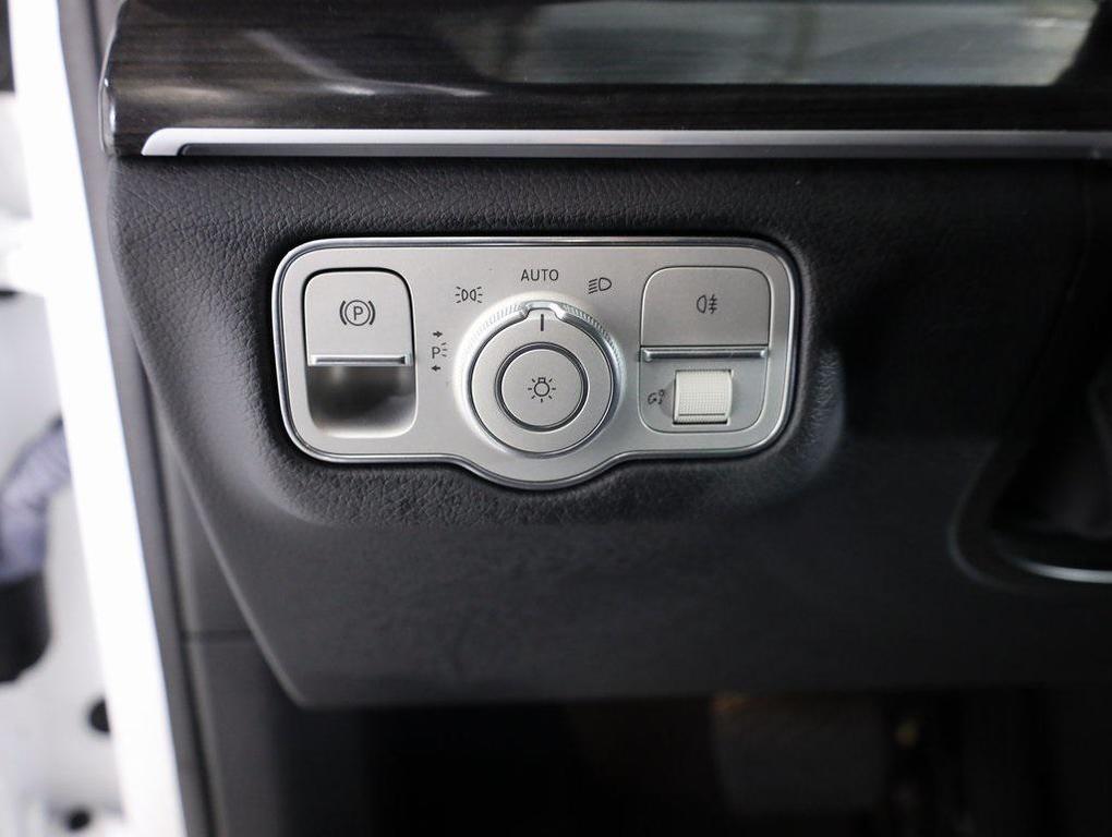 used 2023 Mercedes-Benz GLE 350 car, priced at $44,996