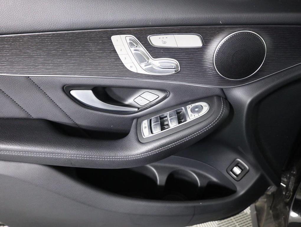 used 2022 Mercedes-Benz GLC 300 car, priced at $32,879