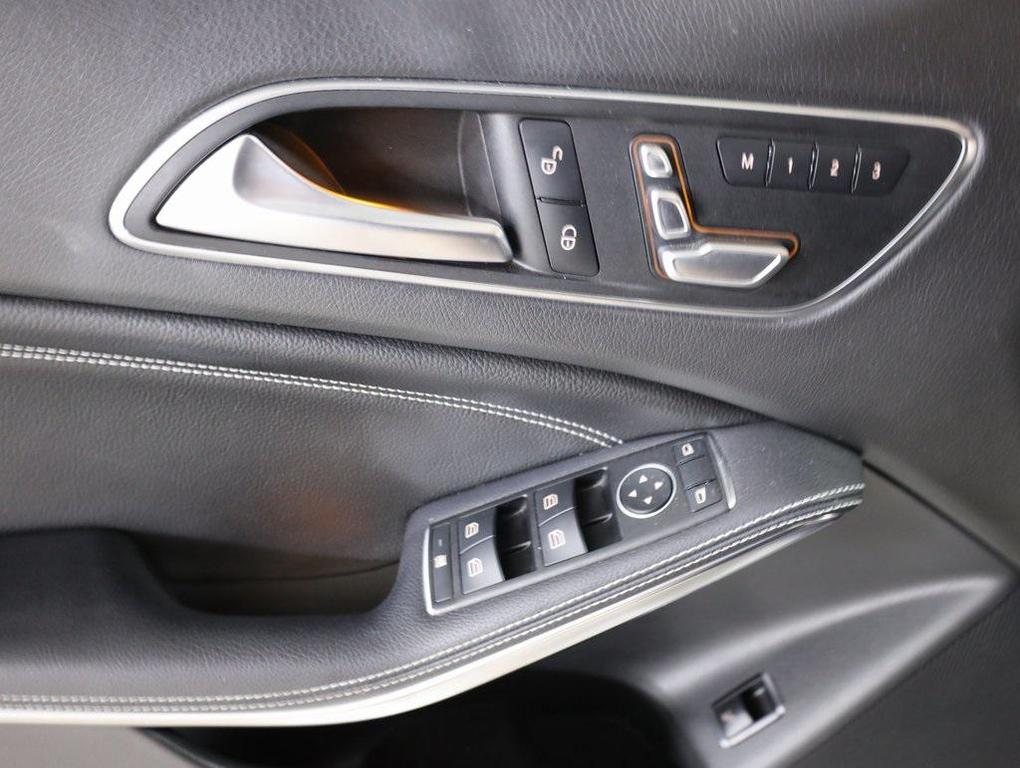 used 2018 Mercedes-Benz GLA 250 car, priced at $19,498