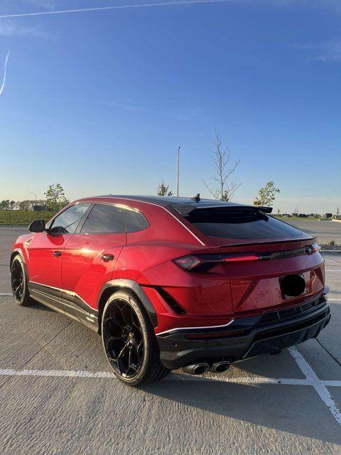 used 2023 Lamborghini Urus car, priced at $549,995