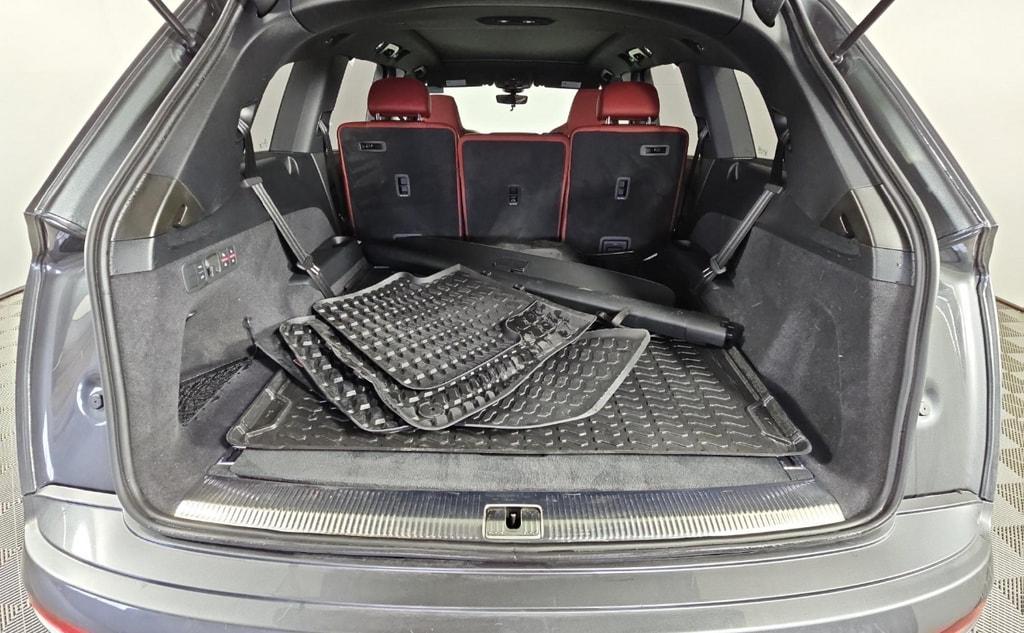 used 2023 Audi SQ7 car, priced at $75,995