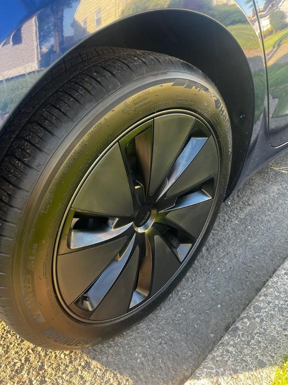 used 2024 Tesla Model 3 car, priced at $31,995
