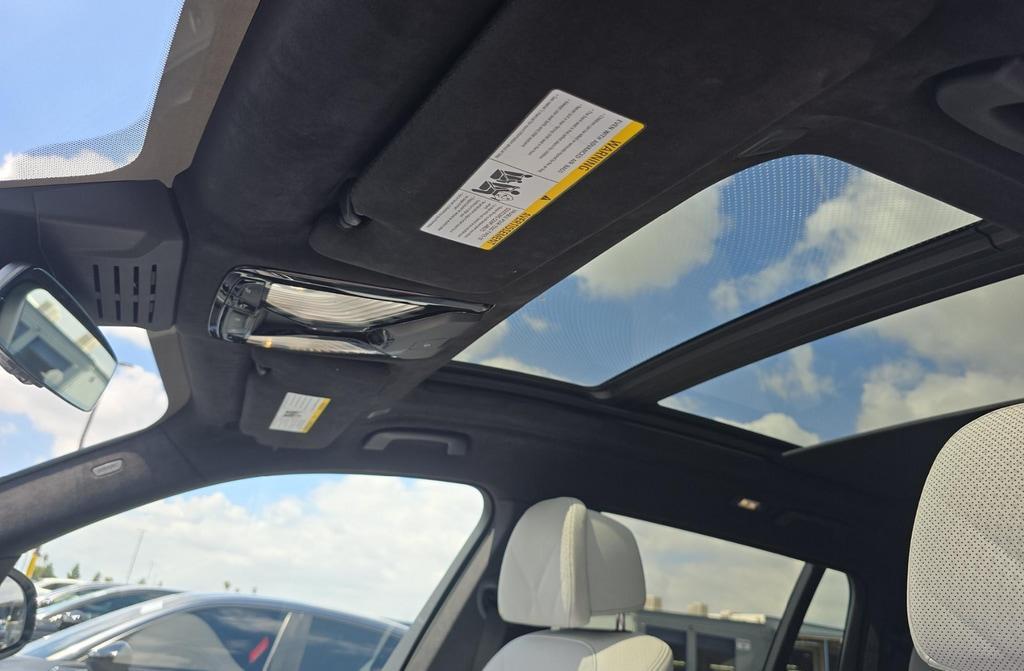 used 2023 BMW X7 car, priced at $73,995