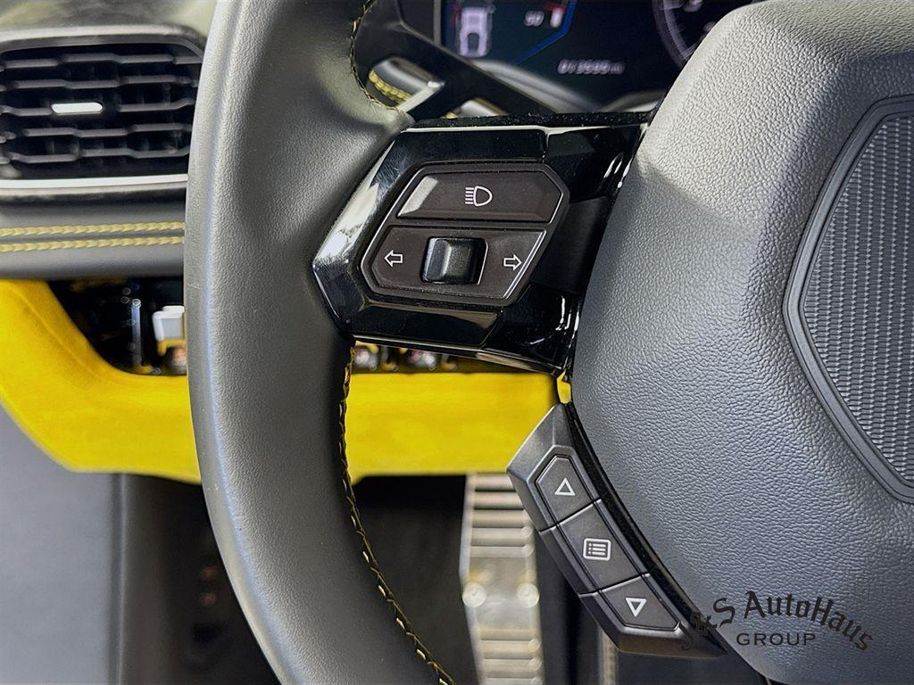 used 2022 Lamborghini Huracan EVO car, priced at $304,995