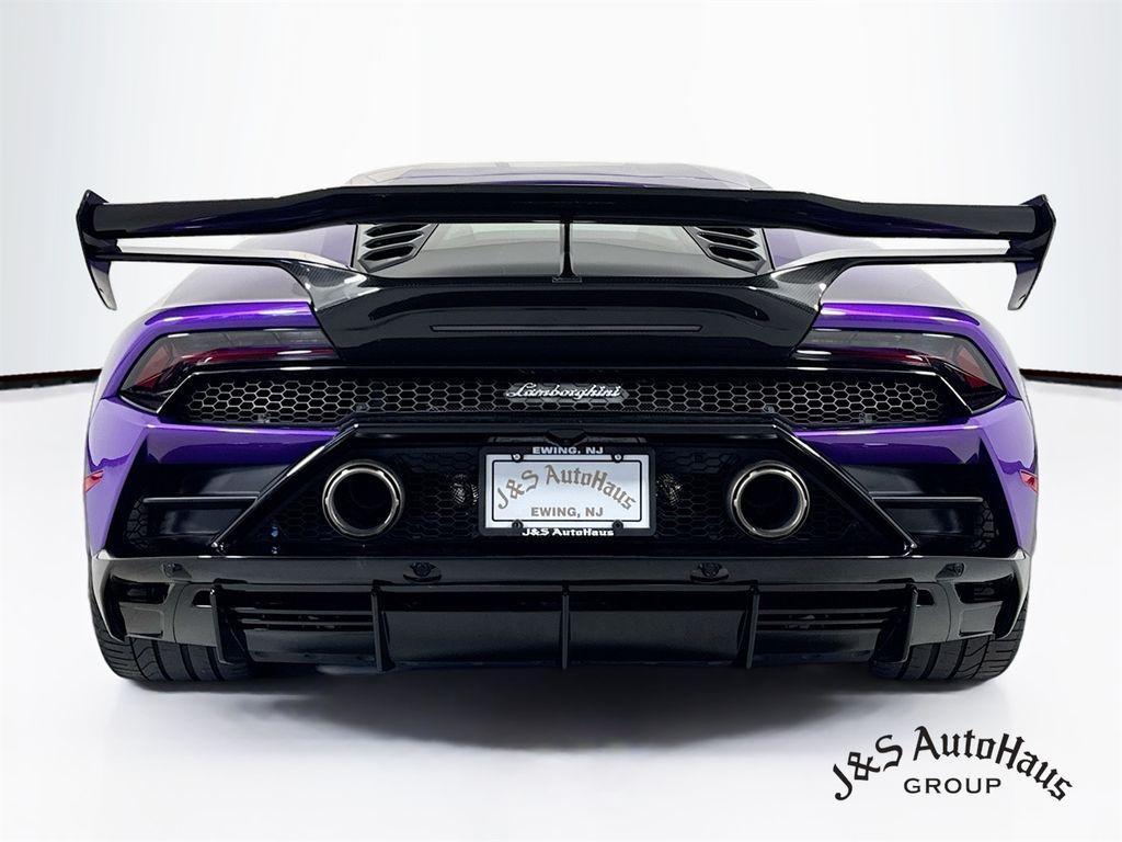 used 2022 Lamborghini Huracan EVO car, priced at $304,995