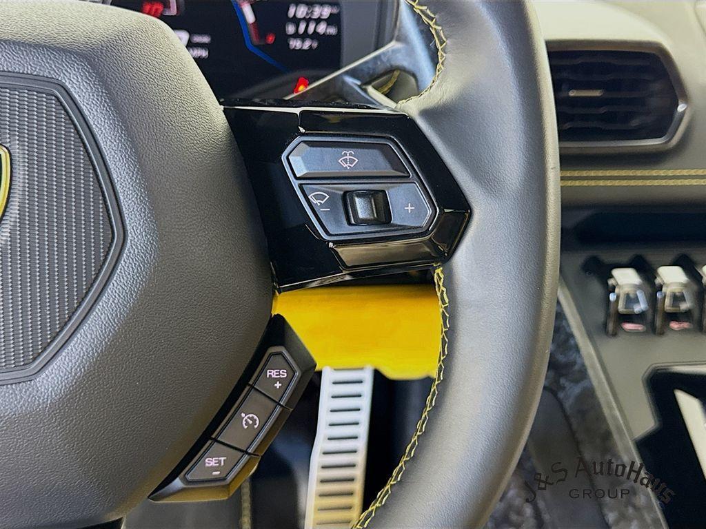 used 2022 Lamborghini Huracan EVO car, priced at $304,995
