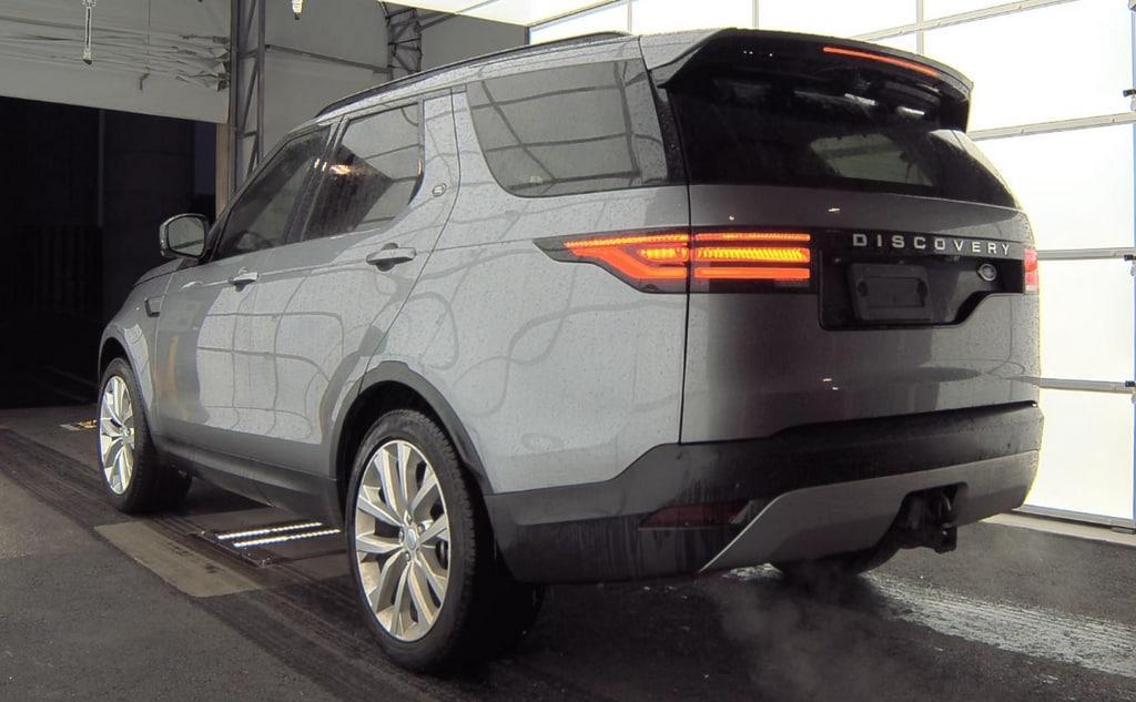 used 2021 Land Rover Discovery car, priced at $29,995