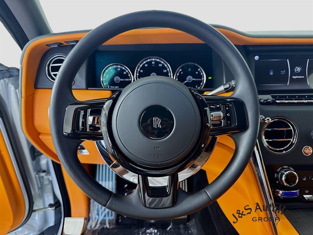 used 2022 Rolls-Royce Cullinan car, priced at $286,995