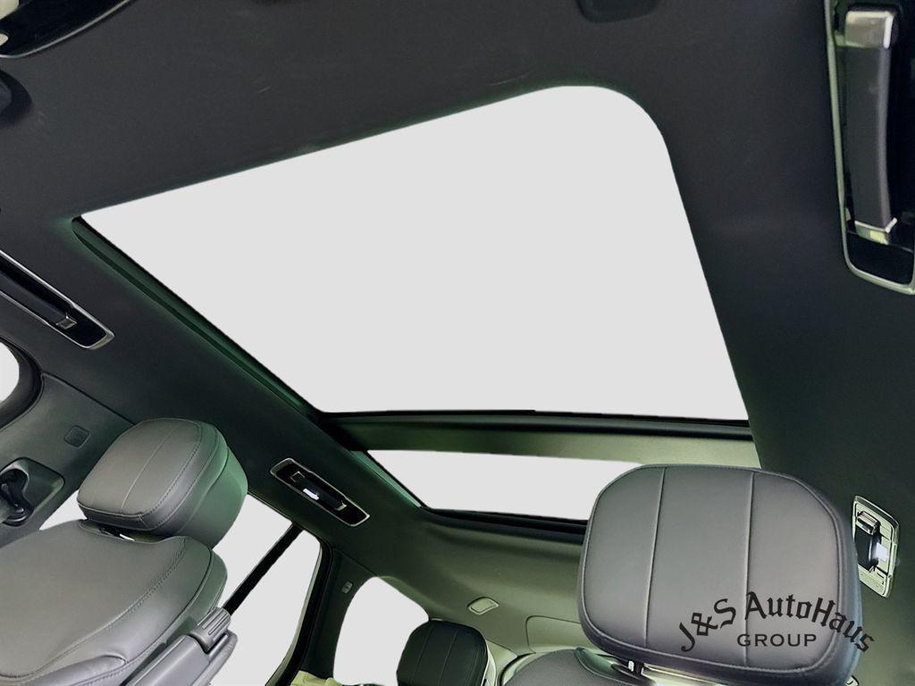 used 2023 Land Rover Range Rover car, priced at $89,995