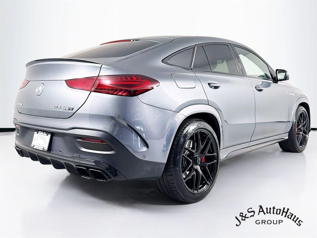 used 2024 Mercedes-Benz AMG GLE 63 car, priced at $101,995